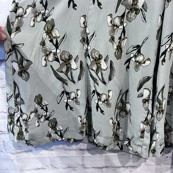 Zara Trafaluc Sleeveless Blue Floral Racer Back Jumpsuit Romper Small - Picture 10 of 16